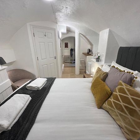 4 Berkeley Square I Your Apartment 브리스틀 객실 사진